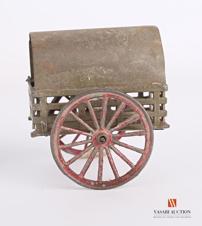 null soldats-figurines type Quiralu aluminium : chariot, roulante, plateau de pompier,...
