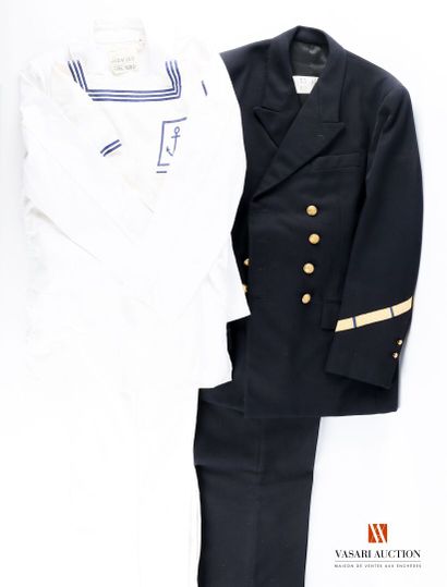 null Marine nationale: tenues d'été de matelot, une vareuses et une chemisette, 2...