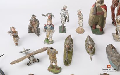 null soldats-figurines aluminium et divers : Armée française, cavaliers de troupes...