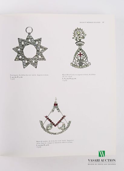 null [FREEMASONRY]

ROBIN Cathy - Freemasonry, a collector's item - Paris Editions...