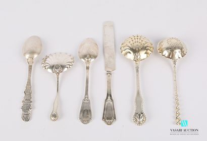 null Silver lot comprising a spoon representing Cleveland for the Tariff Reform,...