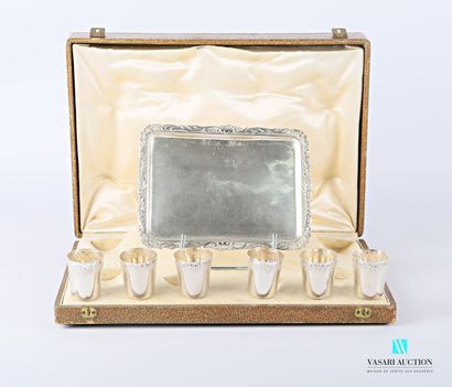 null Silver liquor set including a tray and six glasses, the first one has a border...