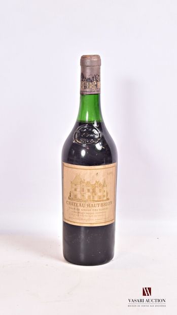 null 1 bouteille	Château HAUT BRION	Graves 1er GCC	1966

	Et. fanée et tachée. N...