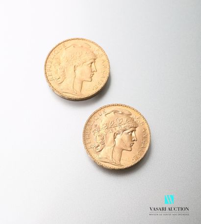 null Deux pièces en or, 20 francs, République française, Marianne 1907 - d'après...