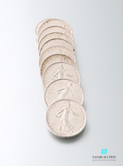 null Lot comprenant dix pièces en argent de 5 francs en argent figurant la Semeuse...