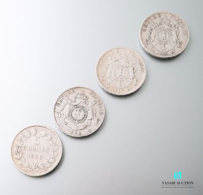 null Lot comprenant deux pièces en argent de 5 francs en argent figurant Napoléon...