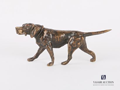 null Sujet en bronze figurant un chien de chasse à l'arrêt

Haut. : 4 cm - Long....