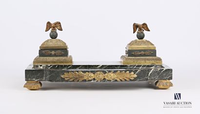 null Inkwell in bronze and white veined marble, the rectangular tray with a central...