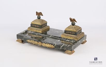 null Inkwell in bronze and white veined marble, the rectangular tray with a central...