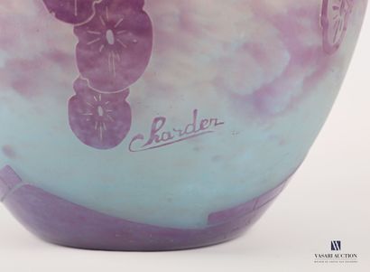 null LE VERRE FRANÇAIS - CHARDER 

Vase de forme ovoïde à petit col, modèle "Lavande",...