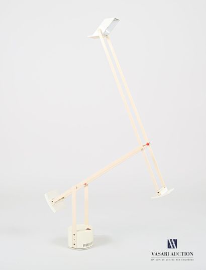 null ARTÉMIDE - Richard SAPPER (1932-2015) designer

Articulated desk lamp in white...