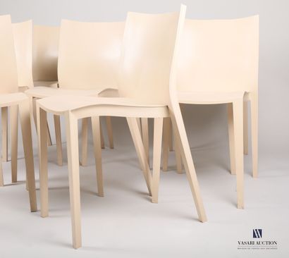 null STARCK Philippe (born 1949), after

Suite of eight chairs in cream colored polypropylene,...