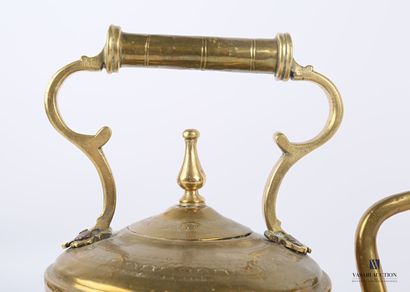 null Bronze and brass lot including a teapot decorated with friezes of nets, foliage...