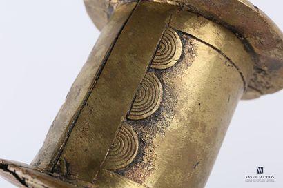 null SENOUFO - IVORY COAST ?

Bronze anklet, the joints decorated with six half-spheres...