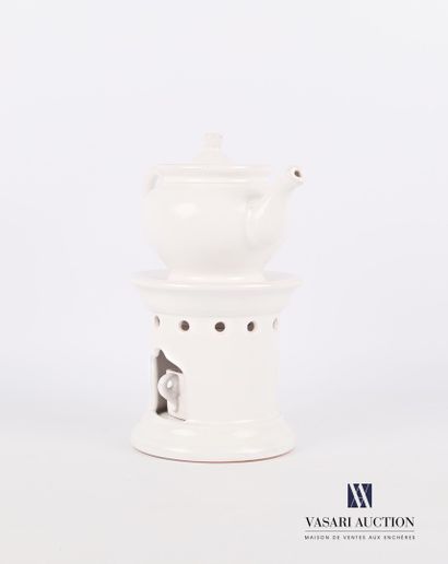 null MOUSTIERS

White earthenware teapot or night light, the pot with the swollen...