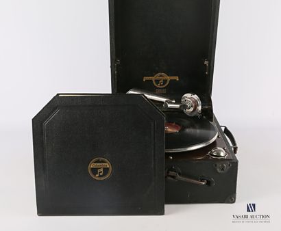 null Gramophone à manivelle portable de marque "Colombia", modèle "Viva-tonal - Grafonola...
