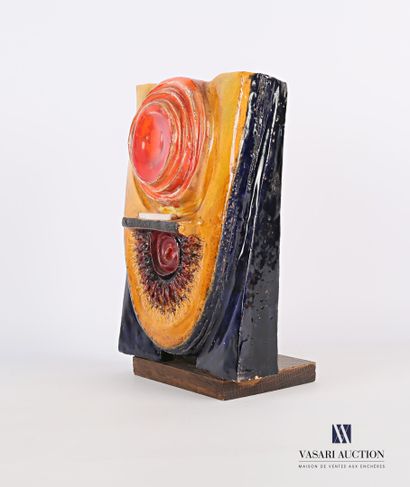 null GUERRE Monique (1922-20212)?

Untitled

Terracotta with polychrome patina

Signed...