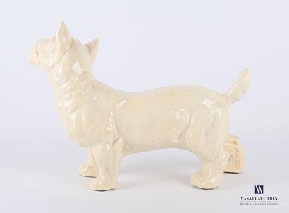 null Subject in cracked earthenware representing a Scottish Terrier

(small chips)

Height...