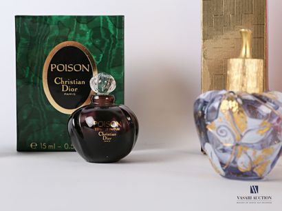 null Lot comprenant un flacon Poison de Christian Dior dans sa boite d'origine -...