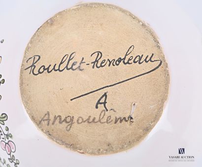 null ANGOULÊME - Roullet-Renouleau

Vase en faïence de forme sphérique, la bordure...