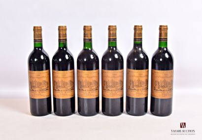 null 6 bouteilles	Château d'ISSAN	Margaux GCC	1993

	Et. impecables. N : 1 haut goulot,...