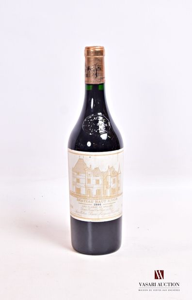 null 1 bouteille	Château HAUT BRION	Graves 1er GCC	1986

	Et. fanée et tachée (1...