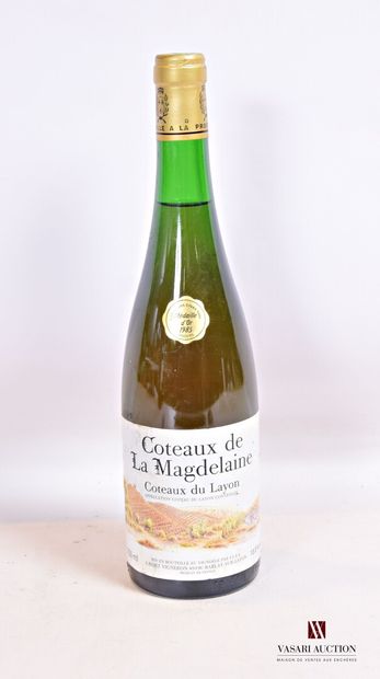 null 1 bouteille	CÔTEAUX DU LAYON Coteaux de La Magdelaine mise A. Bidet Vign.		1985

	Médaille...
