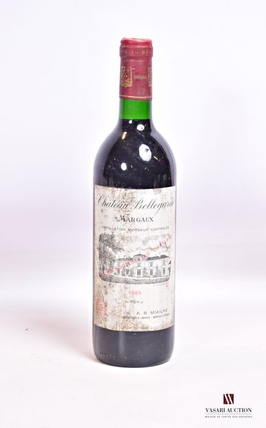 null 1 bouteille	Château BELLEGARDE	Margaux	1985

	Et. tachée. N : bas goulot.