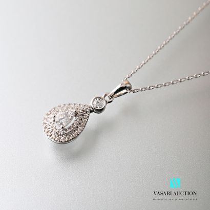 null Chain with mesh forçat and its pendant of pear shape out of white gold 750 thousandth...