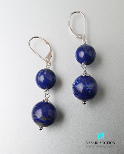 null Pair of earrings, the setting in silver 925 thousandths decorated with balls...