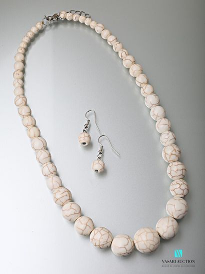 null Half set including a necklace and a pair of earrings decorated with white howlite...