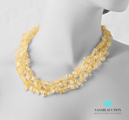 null Twisted necklace decorated with citrine pellets.

Length : 42 cm