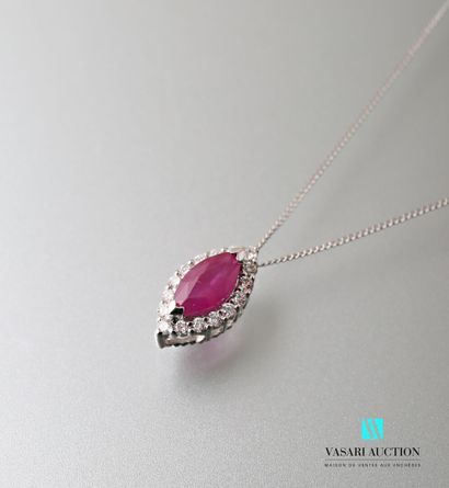 null Chain and its pendant in white gold 750 thousandths decorated with a ruby of...