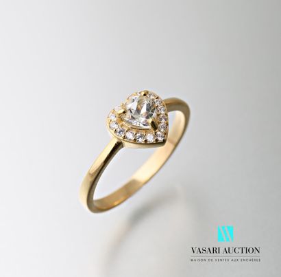 null Ring in 925 thousandths vermeil with a heart set with a very clear aquamarine...