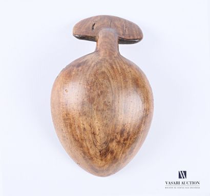 null Skimming spoon in beech, with oval spoon and grip in arcature engraved with...