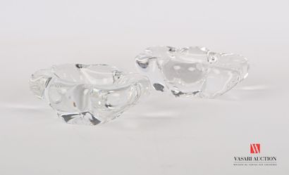 null DAUM FRANCE

Pair of crystal salad bowls, the poly-lobed edge

One marked

In...