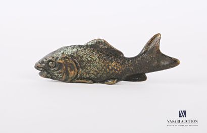 null Fish in bronze with a brown-green patina.

Length : 7,7 cm