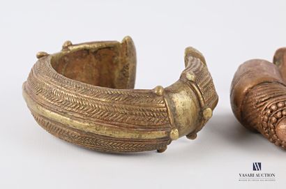 null AFRICA

Set of two bronze and copper bracelets or shackles decorated with twisted...