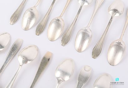 null Set of fifteen silver plated teaspoons of different designs including eight...