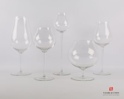 Lot of crystal glass including five glasses...