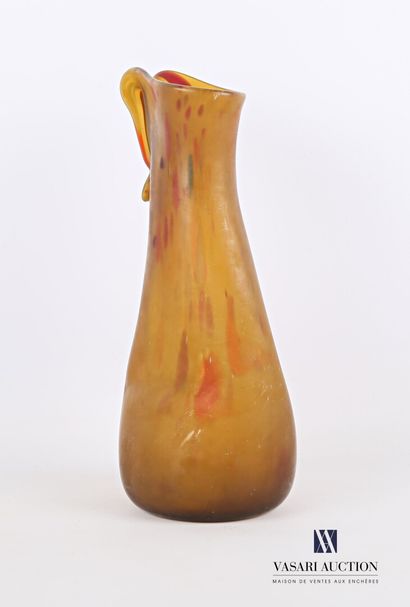 null Vase of naturalist form out of blown and spun glass with decoration of multicoloured...