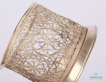 null Set of seven silver plated cup holders with filigree decoration of flowering...