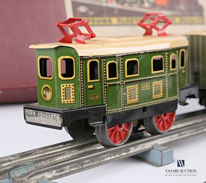 null JEP set including straight and curved tracks - a PO motor car - a PULLMAN car...