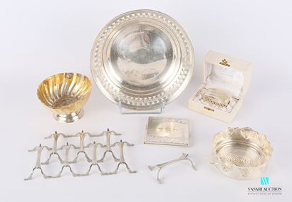 A silver plated set comprising a napkin ring...