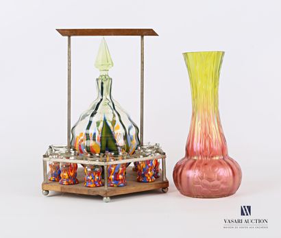null Glass liquor service with marbled decoration and its hexagonal support out of...