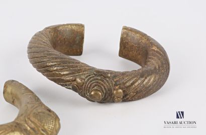 null AFRICA

Set of three bronze bracelets or shackles decorated with twisted stripes,...