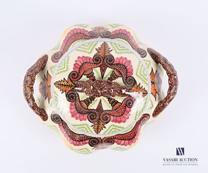  PAUL FOUILLEN - QUIMPER 
Covered polychrome earthenware bowl, the poly-lobed body...