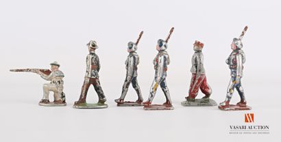 null soldiers-figures type Quiralu aluminium: French Army, six sailors, three hunters,...