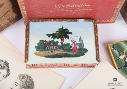 null Paper maché box, the lid shows a scene of fruit picking signed Feillard 

Restoration...