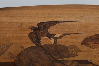 null Etablissement GALLE

Table à thé de forme tonneau en bois de fêtre, les montants...